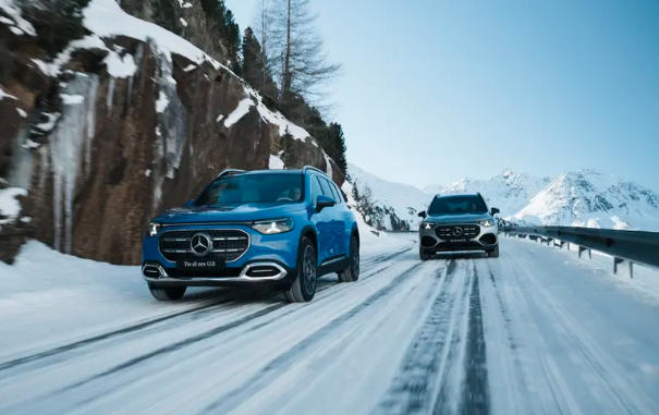 动力双选！全新奔驰GLB全球首发，燃油与纯电同步亮相