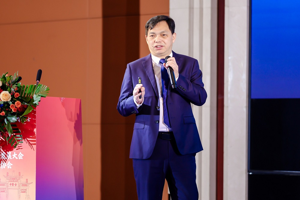 2025第三届越野生态发展大会暨中国汽车工业协会越野车分会盛大开幕(图8) 2025第三届越野生态发展大会暨中国汽车工业协会越野车分会盛大开幕(图8)