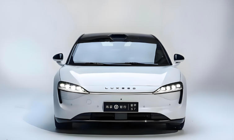 华为乾崑智驾进入L3+阶段！鸿蒙智行2026技术升级，全系车型智能化飞跃